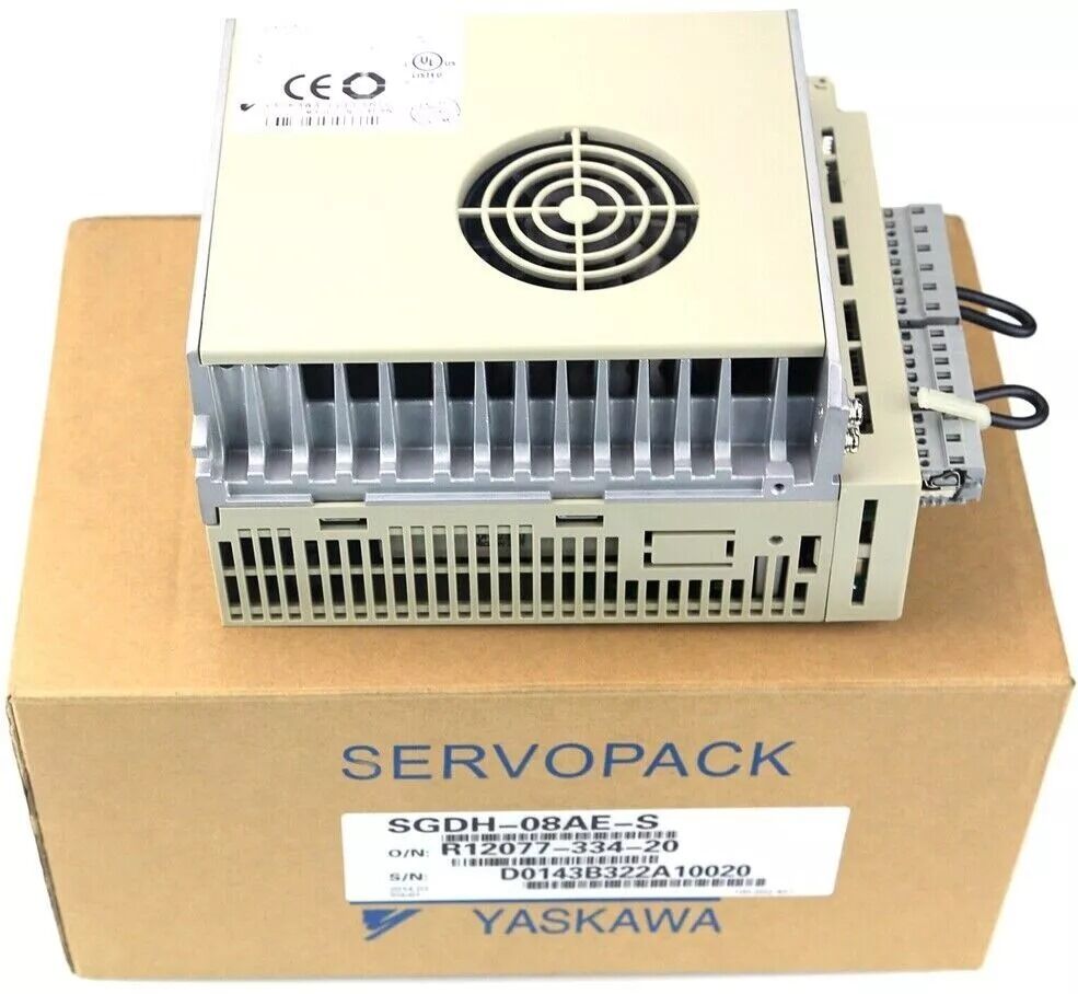 Yaskawa SGDH-08AE-S-OY Servo Sürücü | 0.75kW Sigma II AC Servo Amplifier